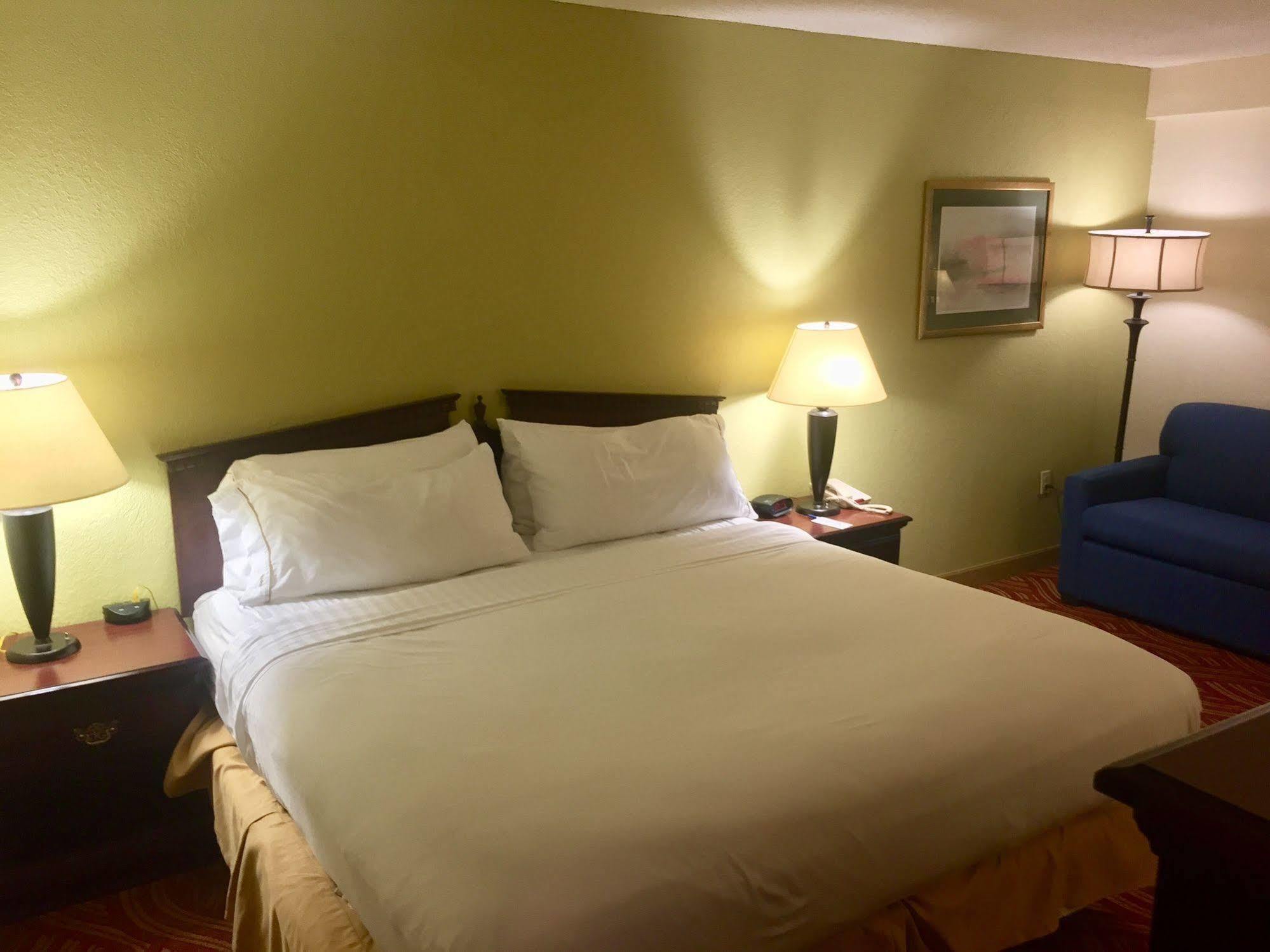 La Quinta By Wyndham Jonesboro Hotel Exterior foto